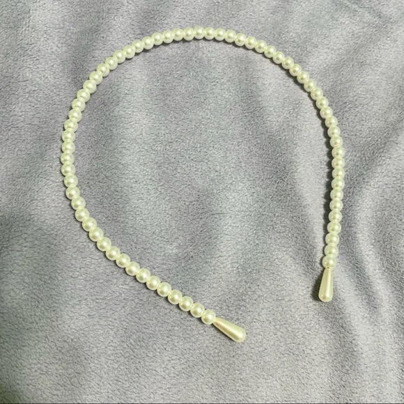 ‼️ PEARL HEADBAND - Picture 4 of 5